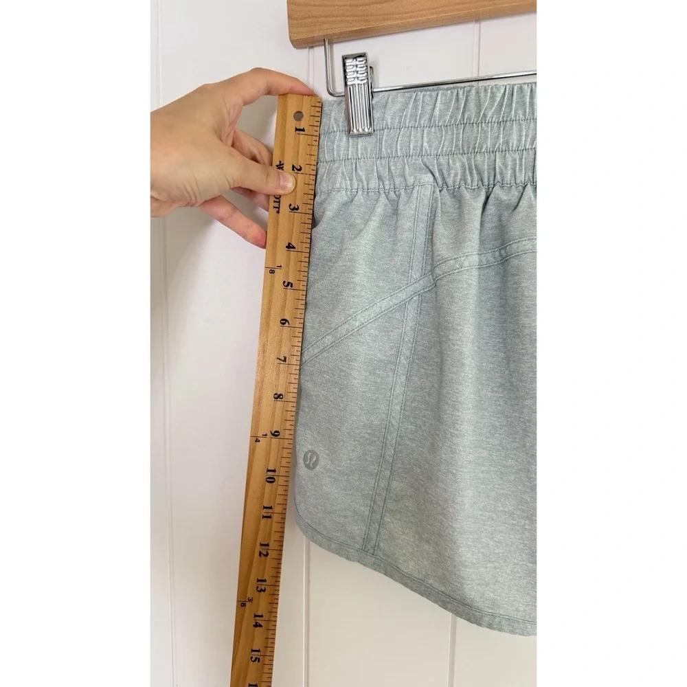 Lululemon Tracker Short V *4